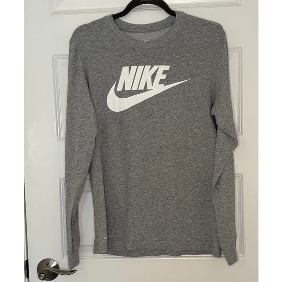 Nike Dri-FIT Long Sleeve Gray Tee Shirt Small Athletic Logo Top Lightweight - Picture 1 of 6